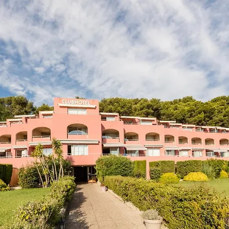 Pierre & Les Jardins De La Cote D'azur